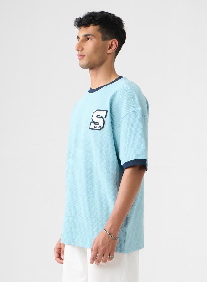 ذا سوليد ستور تيشيرت واسع بتفاصيل بارزة الملمس - Image 3